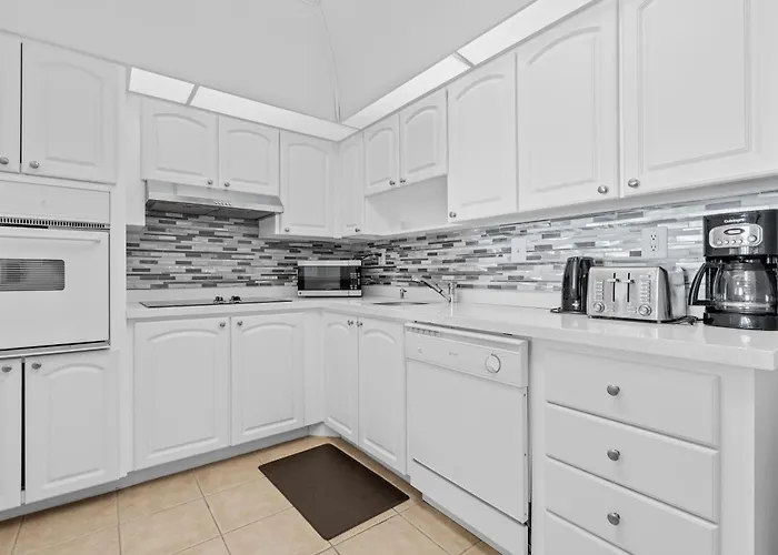 Miami Oceanview Oasis Collins Ave Apartments Free Parking